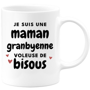 quotedazur - Mug Je Suis Une Maman Granbyenne Voleuse De Bisous - Cadeau Pour Granbyenne - Cadeau Personnalisé Pour Femme - Cadeau Original Pour Anniversaire, Noël, Future Maman Naissance