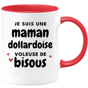 quotedazur - Mug Je Suis Une Maman Dollardoise Voleuse De Bisous - Cadeau Pour Dollardoise - Cadeau Personnalisé Pour Femme - Cadeau Original Pour Anniversaire, Noël, Future Maman Naissance