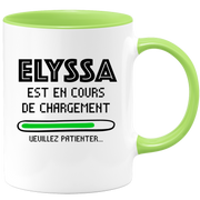 quotedazur - Mug Elyssa Est En Cours De Chargement Veuillez Patienter - Cadeau Elyssa Prénom Femme Personnalisé - Cadeau Annniversaire Noël Adolescent Collègue