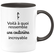 quotedazur - Mug Voilà À Quoi Ressemble Une Couturière Incroyable - Cadeau Pour Couturière - Cadeau Personnalisé Pour Femme - Cadeau Original Anniversaire Ou Noël