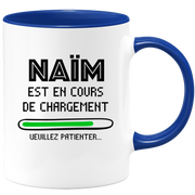 quotedazur - Mug Naïm Est En Cours De Chargement Veuillez Patienter - Cadeau Naïm Prénom Homme Personnalisé - Cadeau Annniversaire Noël Adolescent Collègue