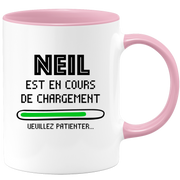 quotedazur - Mug Neil Est En Cours De Chargement Veuillez Patienter - Cadeau Neil Prénom Homme Personnalisé - Cadeau Annniversaire Noël Adolescent Collègue