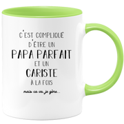 quotedazur - Mug Papa Parfait Et Cariste A La Fois Mais Je Gère - Tasse Cadeau Papa Fête Des Pères Anniversaire - Cadeau Pour Jeune Ou Futur Papa Suite À Une Naissance