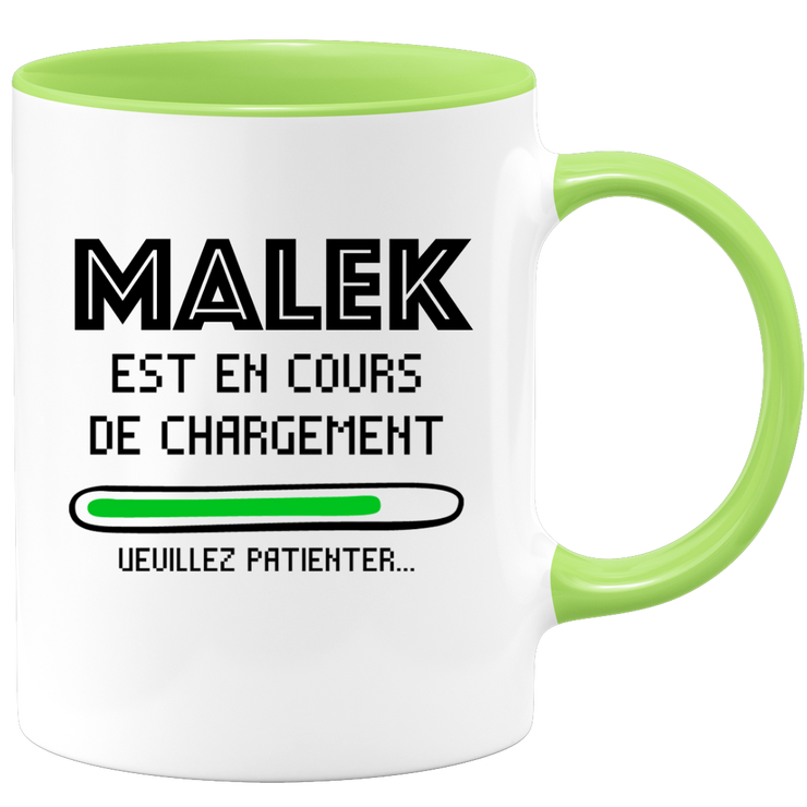 quotedazur - Mug Malek Est En Cours De Chargement Veuillez Patienter - Cadeau Malek Prénom Homme Personnalisé - Cadeau Annniversaire Noël Adolescent Collègue