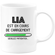 quotedazur - Mug Lia Est En Cours De Chargement Veuillez Patienter - Cadeau Lia Prénom Femme Personnalisé - Cadeau Annniversaire Noël Adolescent Collègue