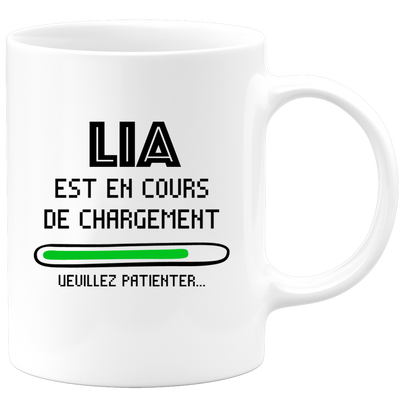 quotedazur - Mug Lia Est En Cours De Chargement Veuillez Patienter - Cadeau Lia Prénom Femme Personnalisé - Cadeau Annniversaire Noël Adolescent Collègue