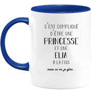 quotedazur - Mug Prénom Elia Compliqué D'Être Une Princesse Et Une Elia Mais Ca Va Je Gère - Cadeau Humour Prénom - Idée Cadeau Famille Saint Valentin - Tasse Prénom Elia - Idéal Pour Noël Au Bureau