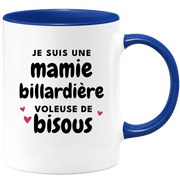 quotedazur - Mug Je Suis Une Mamie Billardière Voleuse De Bisous - Cadeau Fête Des Grand Mères Original - Idée Cadeau Pour Anniversaire Mémé Billard - Cadeau Future Mamy Naissance