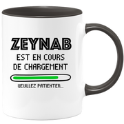 quotedazur - Mug Zeynab Est En Cours De Chargement Veuillez Patienter - Cadeau Zeynab Prénom Femme Personnalisé - Cadeau Annniversaire Noël Adolescent Collègue