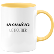 quotedazur - Mug Monsieur Le Routier - Cadeau Humour Métier Travail  - Idée Cadeau Routier Pot De Départ Chef Mutation - Tasse Cadeau Retraite Noël Au Bureau