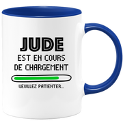 quotedazur - Mug Jude Est En Cours De Chargement Veuillez Patienter - Cadeau Jude Prénom Homme Personnalisé - Cadeau Annniversaire Noël Adolescent Collègue