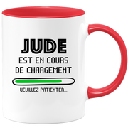 quotedazur - Mug Jude Est En Cours De Chargement Veuillez Patienter - Cadeau Jude Prénom Homme Personnalisé - Cadeau Annniversaire Noël Adolescent Collègue