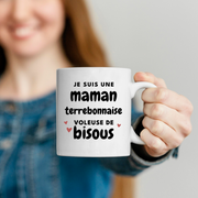 quotedazur - Mug Je Suis Une Maman Terrebonnaise Voleuse De Bisous - Cadeau Pour Terrebonnaise - Cadeau Personnalisé Pour Femme - Cadeau Original Pour Anniversaire, Noël, Future Maman Naissance