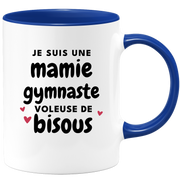 quotedazur - Mug Je Suis Une Mamie Gymnaste Voleuse De Bisous - Cadeau Fête Des Grand Mères Original - Idée Cadeau Pour Anniversaire Mémé Gymnastique - Cadeau Future Mamy Naissance