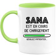 quotedazur - Mug Sana Est En Cours De Chargement Veuillez Patienter - Cadeau Sana Prénom Femme Personnalisé - Cadeau Annniversaire Noël Adolescent Collègue