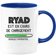 quotedazur - Mug Ryad Est En Cours De Chargement Veuillez Patienter - Cadeau Ryad Prénom Homme Personnalisé - Cadeau Annniversaire Noël Adolescent Collègue