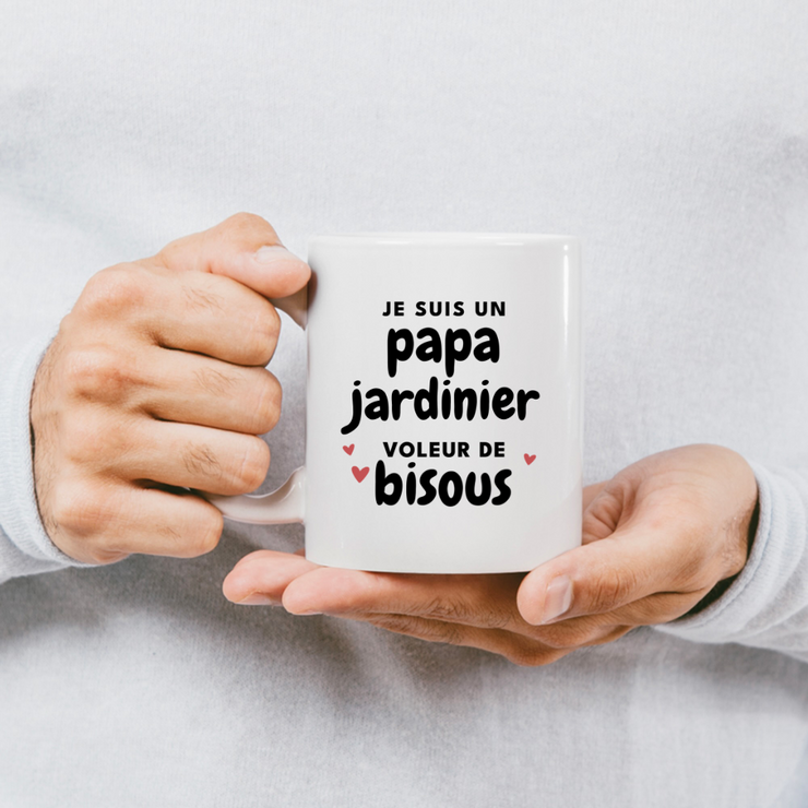 quotedazur - Mug Je Suis Un Papa Jardinier Voleur De Bisous - Cadeau Fête Des Pères Original - Idée Cadeau Pour Anniversaire Papa - Cadeau Pour Futur Papa Naissance