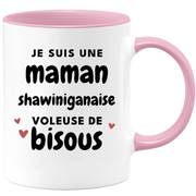 quotedazur - Mug Je Suis Une Maman Shawiniganaise Voleuse De Bisous - Cadeau Pour Shawiniganaise - Cadeau Personnalisé Pour Femme - Cadeau Original Pour Anniversaire, Noël, Future Maman Naissance