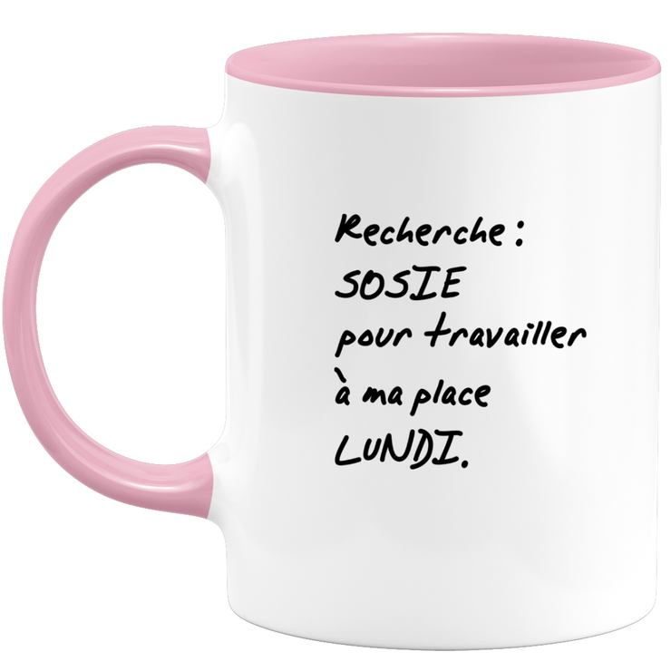 quotedazur - Mug Recherche Sosie Pour Travailler A Ma Place Lundi - Idée Cadeau Collègue Original Humour Femme Homme - Pot De Départ - Idéal Anniversaire Travail