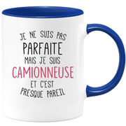 quotedazur - Mug Je Ne Suis Pas Parfaite Mais Je Suis Camionneuse Et C'Est Presque Pareil - Cadeau Humour Métier Travail  - Idée Cadeau Camionneuse Pot De Départ Cheffe  - Tasse Cadeau Noël