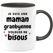 quotedazur - Mug Je Suis Une Maman Granbyenne Voleuse De Bisous - Cadeau Pour Granbyenne - Cadeau Personnalisé Pour Femme - Cadeau Original Pour Anniversaire, Noël, Future Maman Naissance