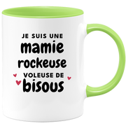 quotedazur - Mug Je Suis Une Mamie Rockeuse Voleuse De Bisous - Cadeau Fête Des Grand Mères Original - Idée Cadeau Pour Anniversaire Mémé Rock - Cadeau Future Mamy Naissance