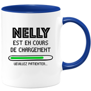 quotedazur - Mug Nelly Est En Cours De Chargement Veuillez Patienter - Cadeau Nelly Prénom Femme Personnalisé - Cadeau Annniversaire Noël Adolescent Collègue