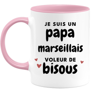 quotedazur - Mug Je Suis Un Papa Marseillais Voleur De Bisous - Cadeau Fête Des Pères Original - Idée Cadeau Pour Anniversaire Papa - Cadeau Pour Futur Papa Naissance